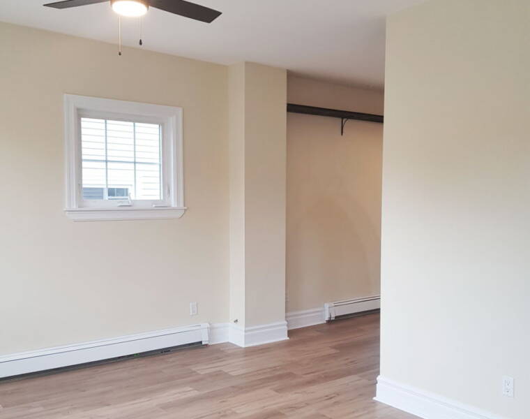 50 Victoria Road, Dartmouth, Nova Scotia B2Y 2V9 Canada