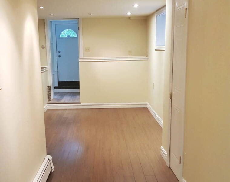 50 Victoria Road, Dartmouth, Nova Scotia B2Y 2V9 Canada