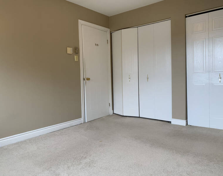 11 Collins Grove Ridge, Dartmouth, Nova Scotia B2W 5Y2 Canada