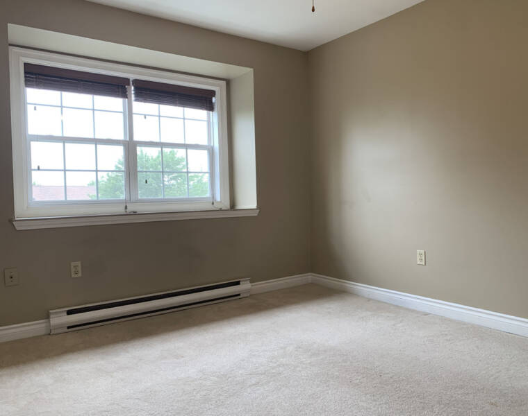 11 Collins Grove Ridge, Dartmouth, Nova Scotia B2W 5Y2 Canada