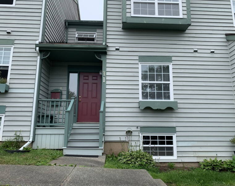 11 Collins Grove Ridge, Dartmouth, Nova Scotia B2W 5Y2 Canada