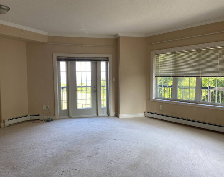 106/116 Larry Uteck Boulevard, Halifax, Nova Scotia B3M 4Y1 Canada