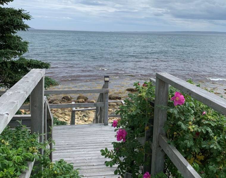 9140 St. Margaret's Bay Road, Hubbards, Nova Scotia B0J 1T0 Canada