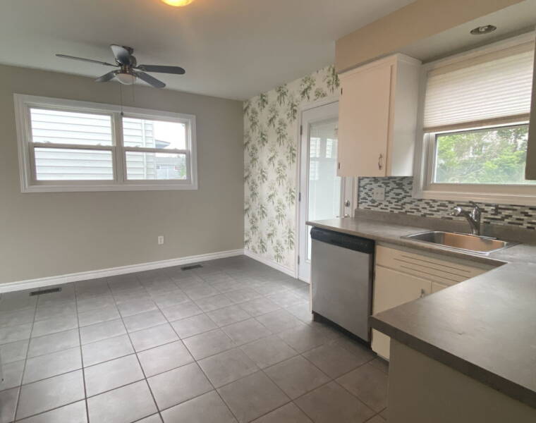 486 Spring Avenue, Dartmouth, Nova Scotia B2W 1Y7 Canada