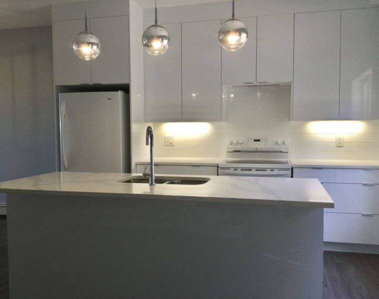 172 Nadia Drive, Dartmouth, Nova Soctia B3A 0A8 Canada