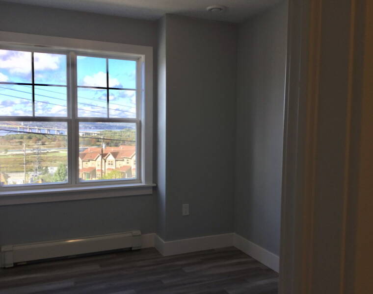 172 Nadia Drive, Dartmouth, Nova Soctia B3A 0A8 Canada