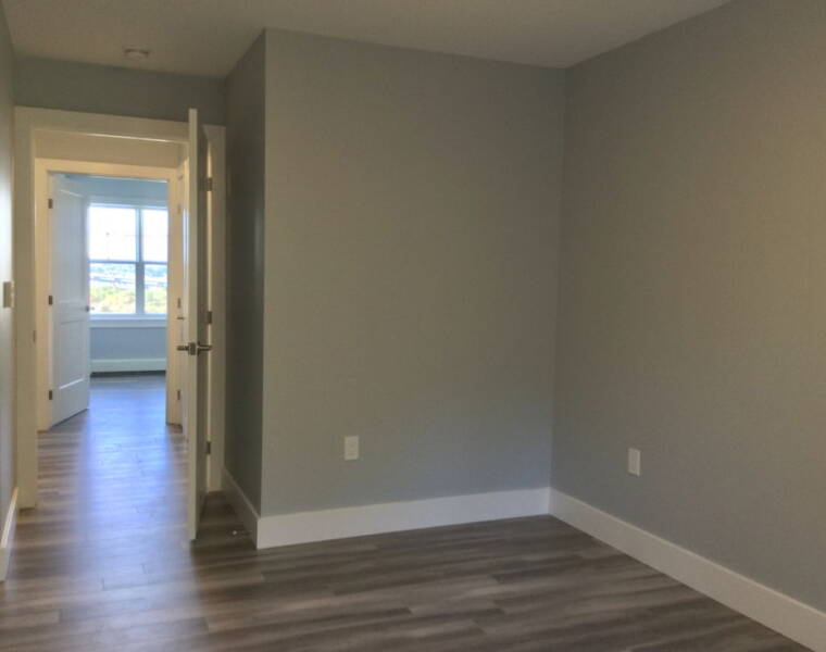 172 Nadia Drive, Dartmouth, Nova Soctia B3A 0A8 Canada