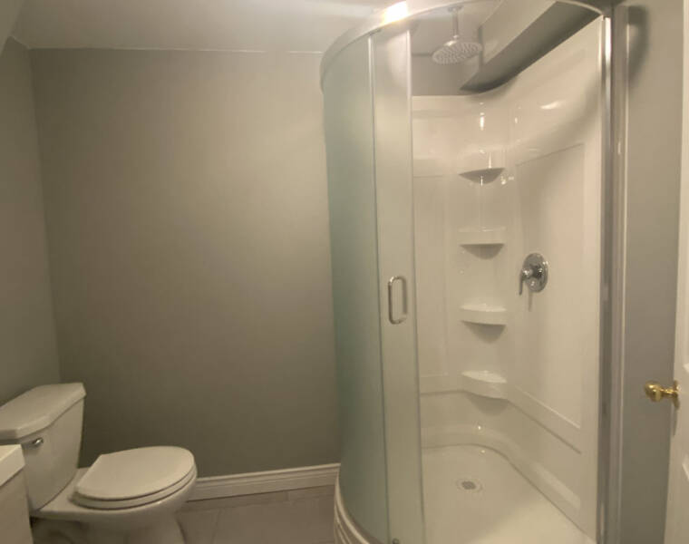 14 Armbro Lane, Dartmouth, Nova Scotia B2V 1N8 Canada