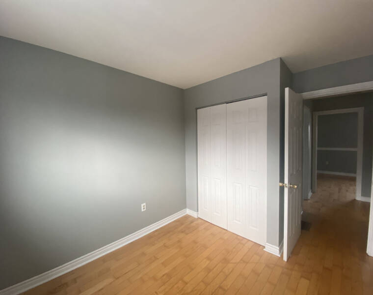 14 Armbro Lane, Dartmouth, Nova Scotia B2V 1N8 Canada