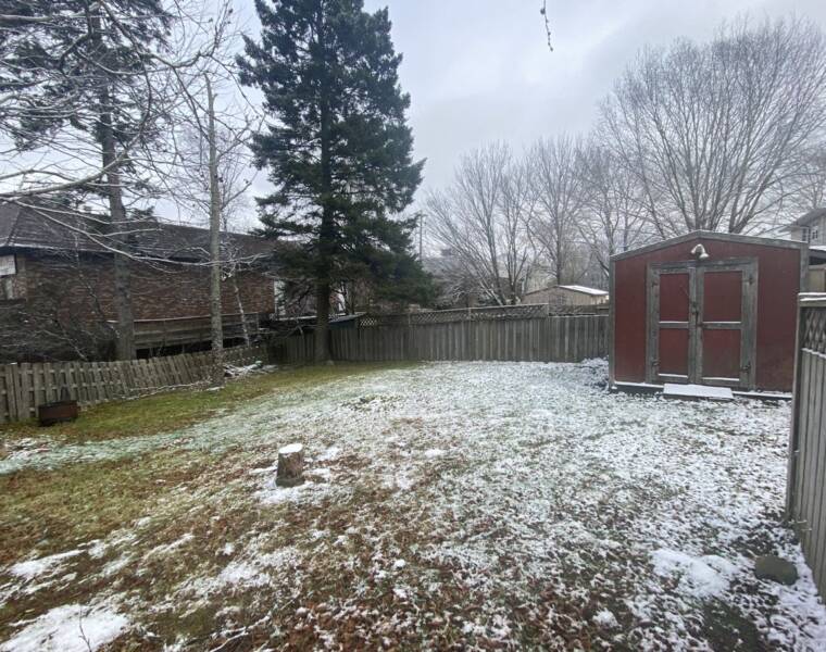14 Armbro Lane, Dartmouth, Nova Scotia B2V 1N8 Canada