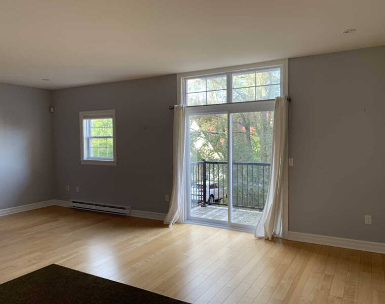 2117 Maitland Street, Halifax, Nova Scotia B3K 2Z8 Canada