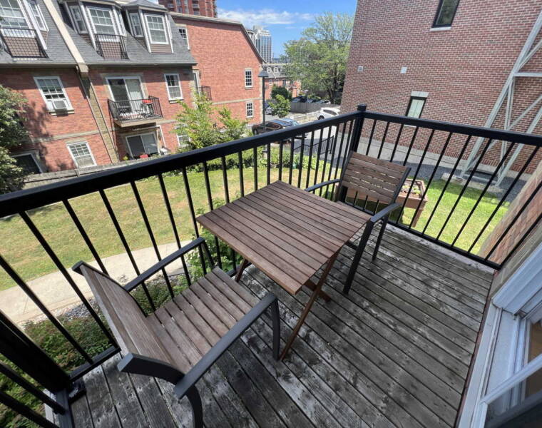 2117 Maitland Street, Halifax, Nova Scotia B3K 2Z8 Canada