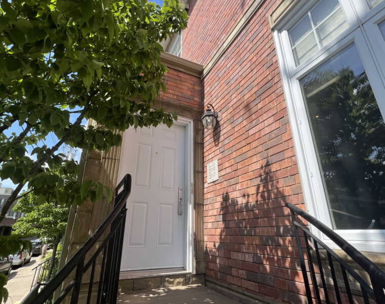 2117 Maitland Street, Halifax, Nova Scotia B3K 2Z8 Canada