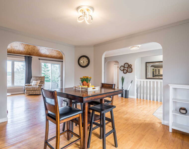 1724 Crowell Road, East Lawrencetown, Nova Scotia B2Z 1N7 Canada
