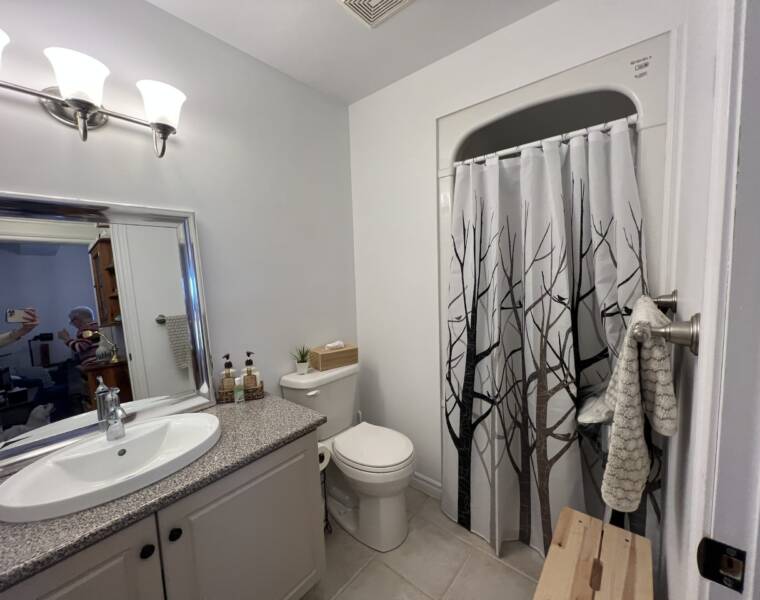 202/108 Ochterloney Street, Dartmouth, Nova Scotia B2Y 1C7 Canada