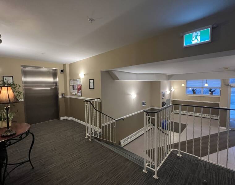 202/108 Ochterloney Street, Dartmouth, Nova Scotia B2Y 1C7 Canada