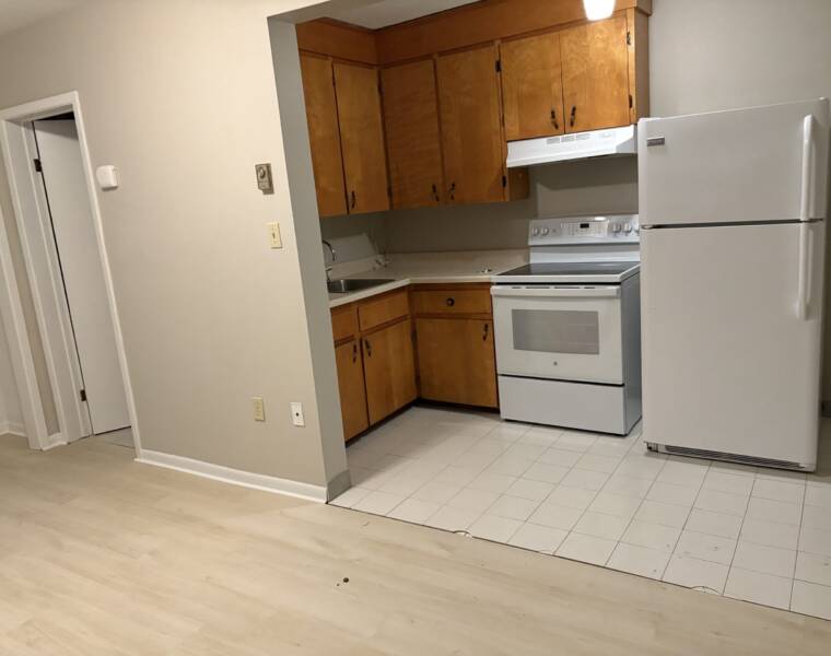 001/33 McFatridge Road, Halifax, Nova Scotia B3N 2R2 Canada