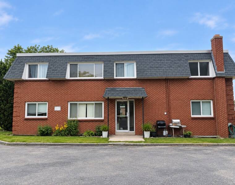 4/36 Gebhardt Street, Halifax, Nova Scotia B3M 2X1 Canada
