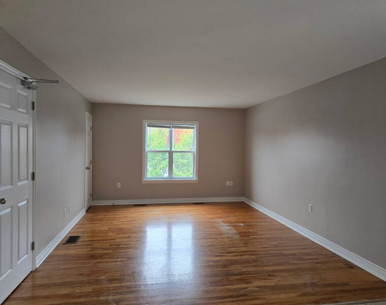 3/108 Albro Lake Road, Dartmouth, Nova Scotia B3A 3Y9 Canada