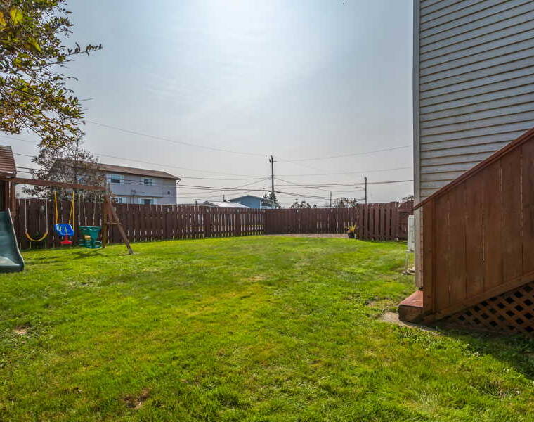 1 Chebucto Circle, Eastern Passage, Nova Scotia B3G 1E5 Canada