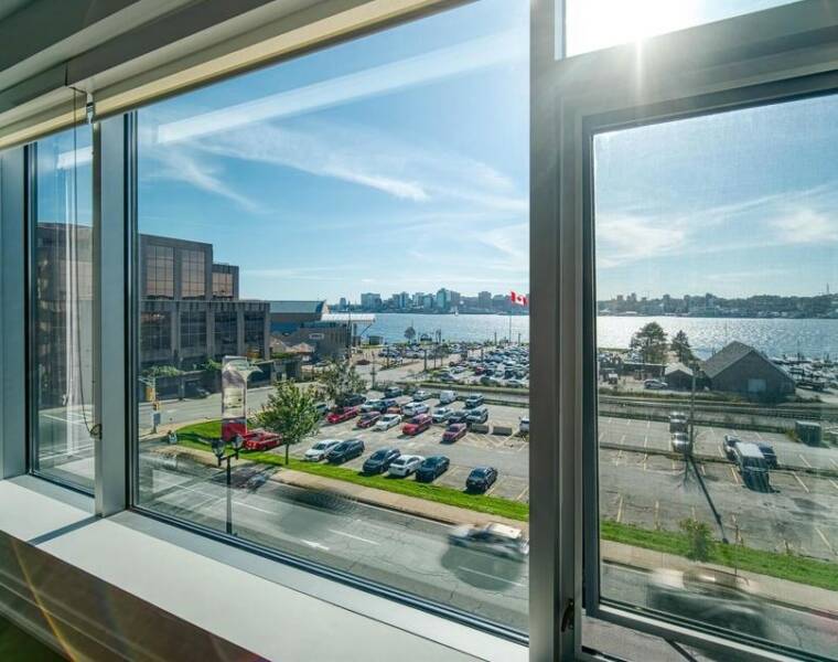 313/25 Alderney Drive, Dartmouth, Nova Scotia B2Y 2N4 Canada