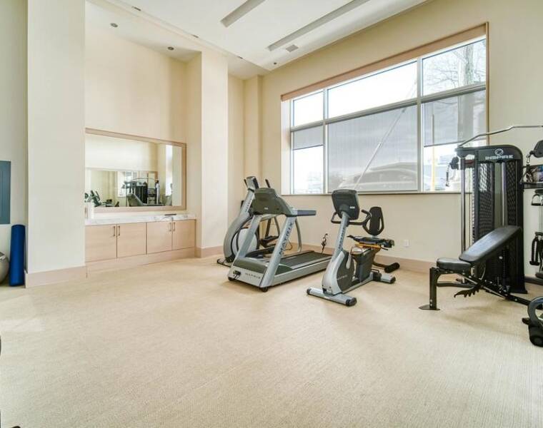 313/25 Alderney Drive, Dartmouth, Nova Scotia B2Y 2N4 Canada