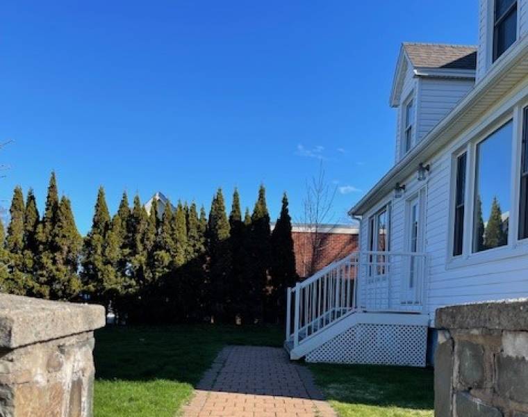 Main/282 Bedford Highway, Halifax, Nova Scotia B3M 2K6 Canada