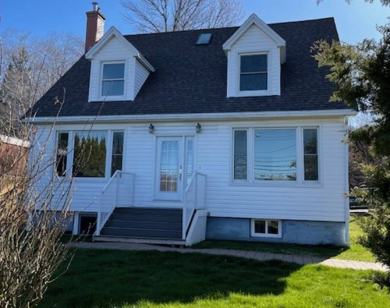 Main/282 Bedford Highway, Halifax, Nova Scotia B3M 2K6 Canada