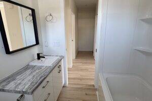 B/19 Elmwood Avenue, Dartmouth, Nova Scotia B3A 3E3 Canada