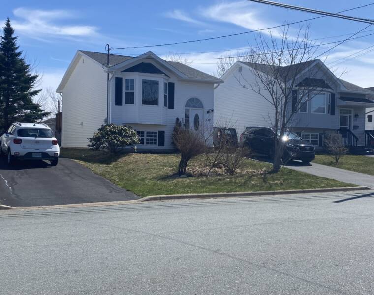 119 Melrose Crescent, Eastern Passage, Nova Scotia B3G 1P1 Canada