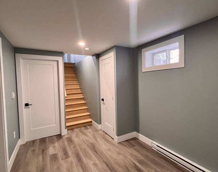 27 Old Horne Settlement Road W, Enfield, Nova Scotia B2T 1A7 Canada