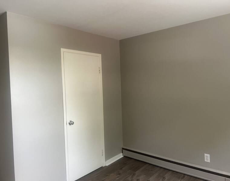1/10 Mitchell St, Dartmouth, Nova Scotia B3A 3C9 Canada