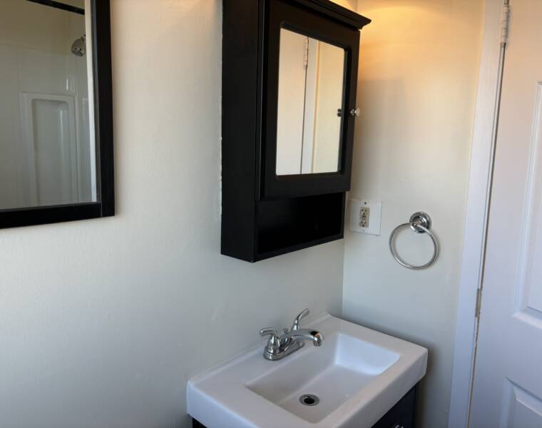 19A Crystal Drive, Dartmouth, Nova Scotia B3A 4L3 Canada