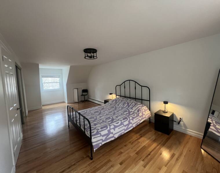 62 Union Street, Bedford, Nova Scotia B4A 2B5 Canada