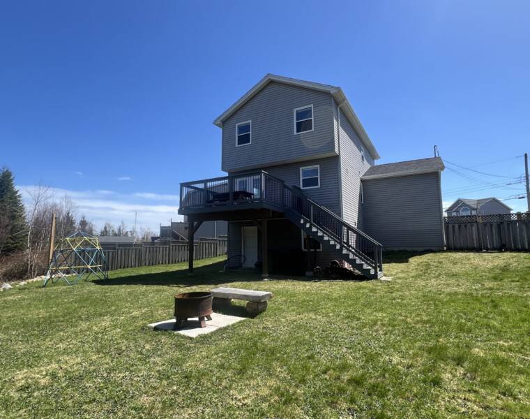147 Atikian Drive, Eastern Passage, Nova Scotia B3G 0Ap Canada