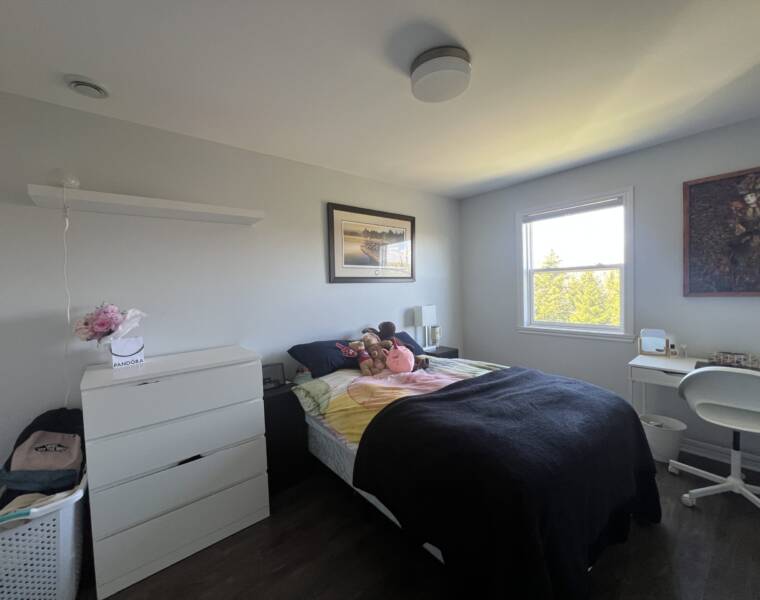 147 Atikian Drive, Eastern Passage, Nova Scotia B3G 0Ap Canada