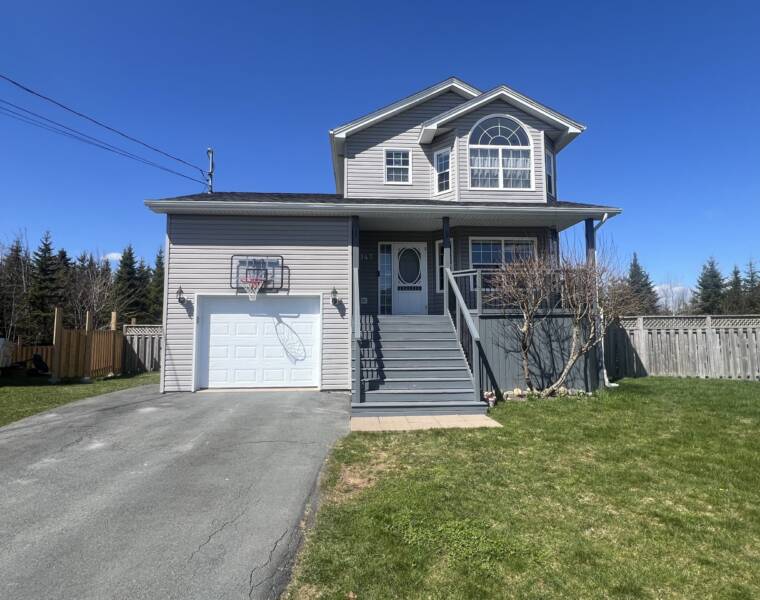 147 Atikian Drive, Eastern Passage, Nova Scotia B3G 0Ap Canada