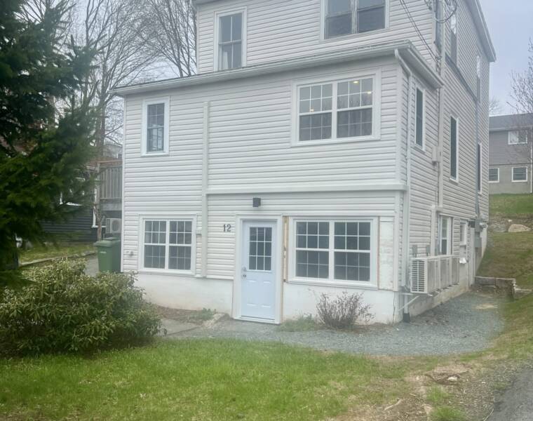1/12 Flint Street, Halifax, Nova Scotia B3N 2V4 Canada
