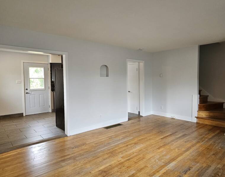 6A Ross Lane, Dartmouth, Nova Scotia B2Y 1Y8 Canada