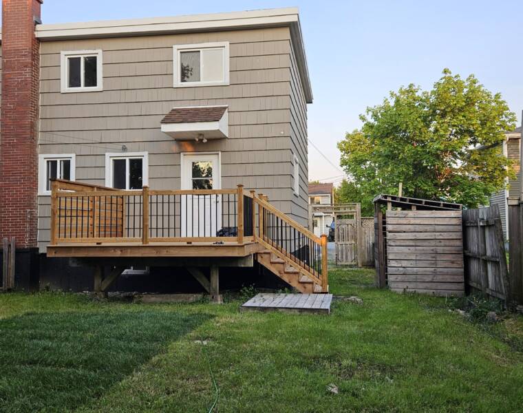6A Ross Lane, Dartmouth, Nova Scotia B2Y 1Y8 Canada