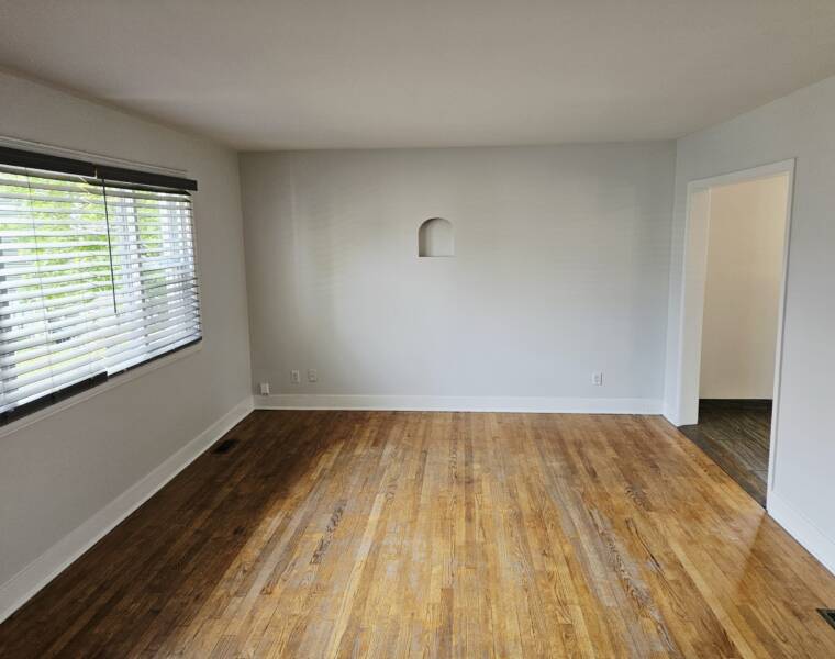 6A Ross Lane, Dartmouth, Nova Scotia B2Y 1Y8 Canada