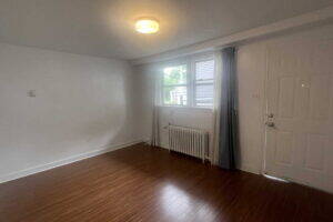 3246 Pennington Street, Halifax, Nova Scotia B3L 4A9 Canada