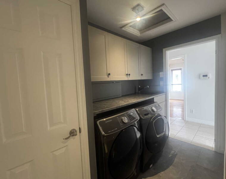 97 Stratford Drive, Dartmouth, Nova Scotia B2V 2R2 Canada