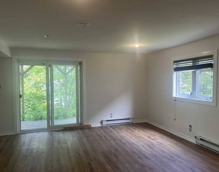 97 Stratford Drive, Dartmouth, Nova Scotia B2V 2R2 Canada
