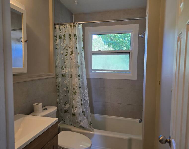 390 Spring Avenue, Dartmouth, Nova Scotia b2w 1z1 canada