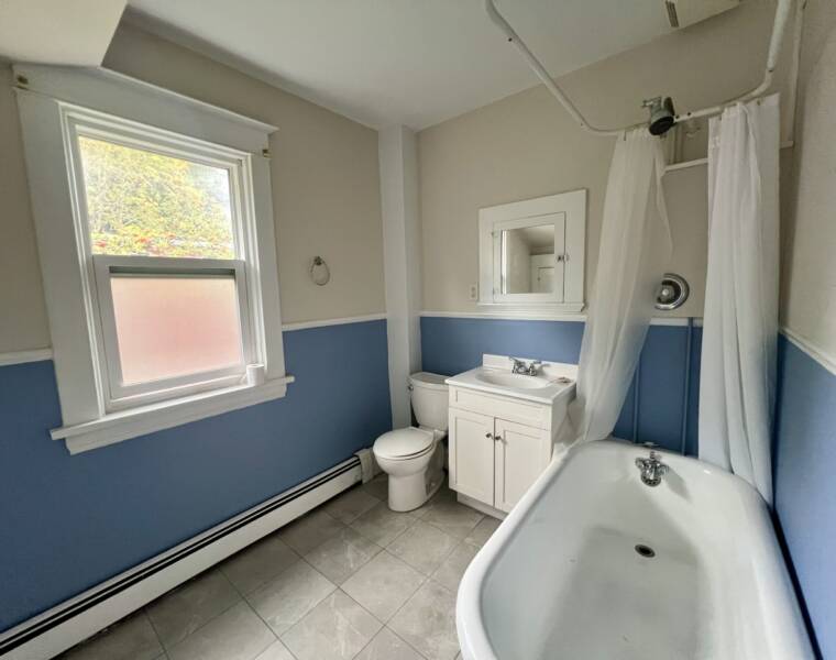 6255 Allan Street, Halifax, Nova Scotia B3L 1G8 Canada