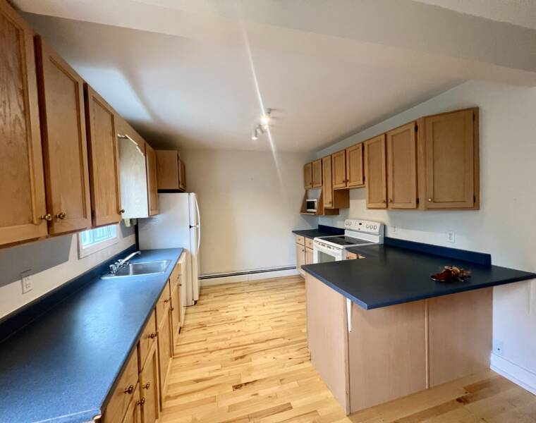 6255 Allan Street, Halifax, Nova Scotia B3L 1G8 Canada