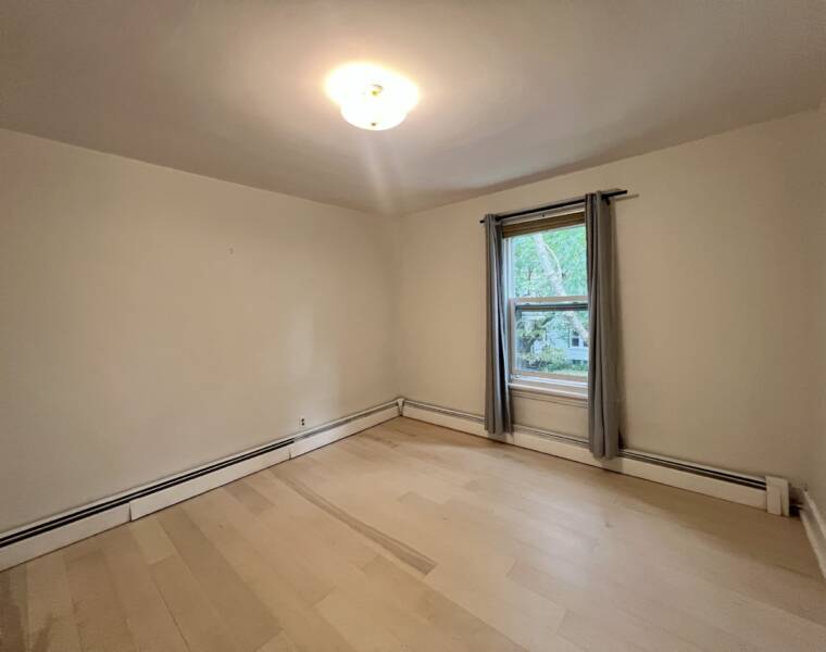 6255 Allan Street, Halifax, Nova Scotia B3L 1G8 Canada