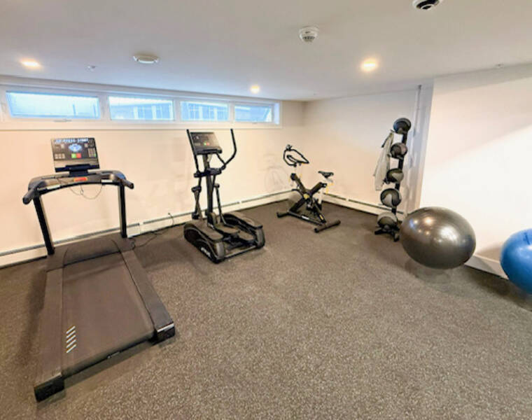 3840 Joseph Howe Drive, Halifax, Nova Scotia B3L 4G2 Canada