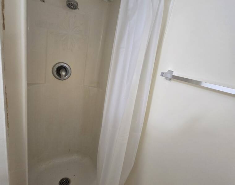 3/335 Portland Street, Dartmouth, Nova Scotia B2Y 1K7 Canada